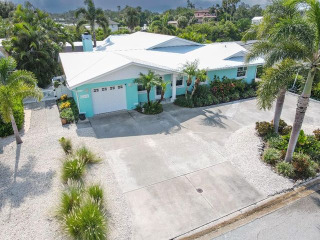 810 25TH AVENUE W, Palmetto, FL 34221