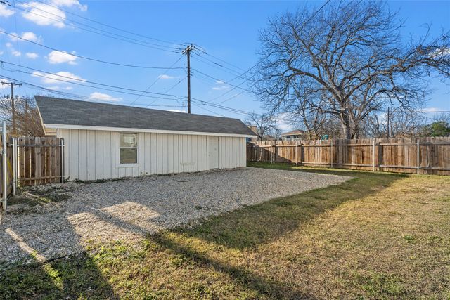1200 N 15th Street, Waco, TX 76707