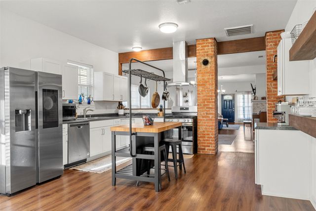 1200 N 15th Street, Waco, TX 76707