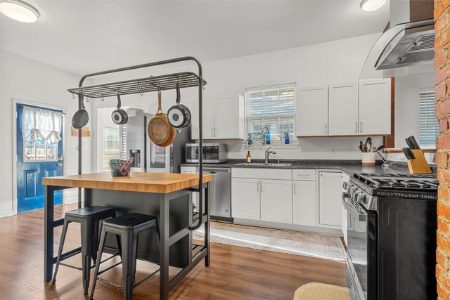 1200 N 15th Street, Waco, TX 76707