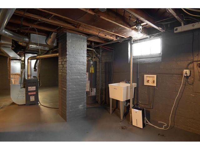 5247 Dupont Aveue North, Minneapolis, MN 55430