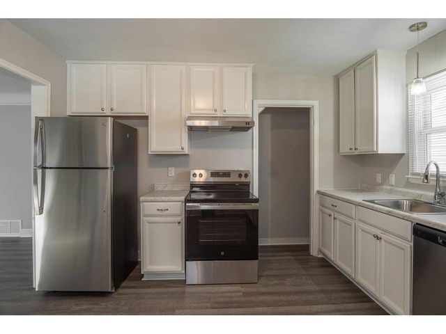 5247 Dupont Aveue North, Minneapolis, MN 55430