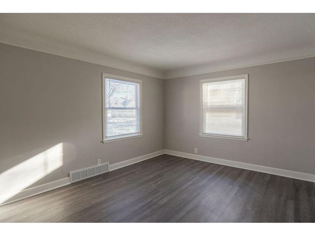 5247 Dupont Aveue North, Minneapolis, MN 55430