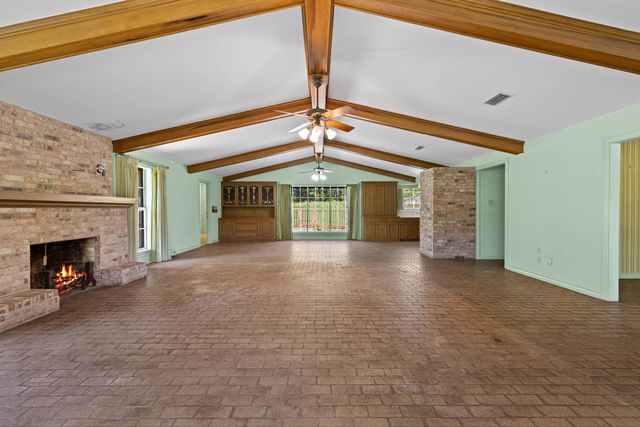 3125 Bill Stoudt Pwky, Longview, TX 75605