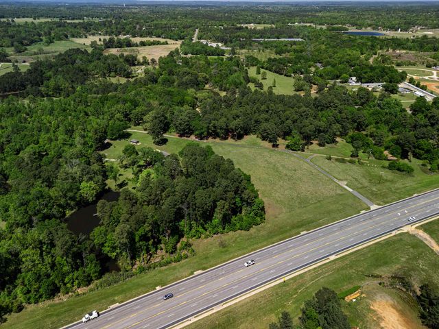 3125 Bill Stoudt Pwky, Longview, TX 75605