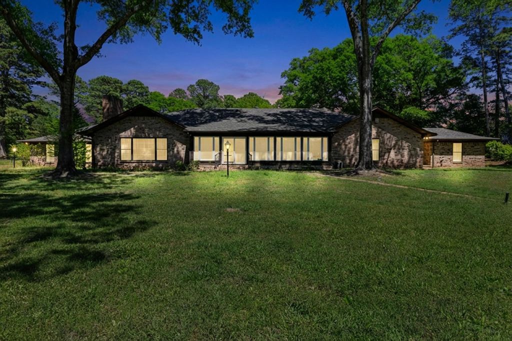 3125 Bill Stoudt Pwky, Longview, TX 75605