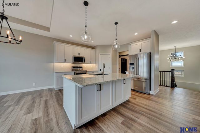 10340 S 81st Street, Lincoln, NE 68516
