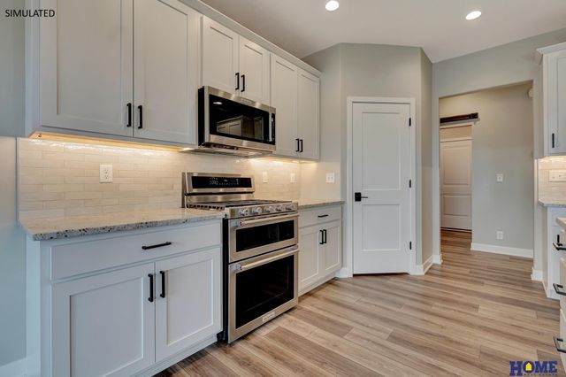 10340 S 81st Street, Lincoln, NE 68516