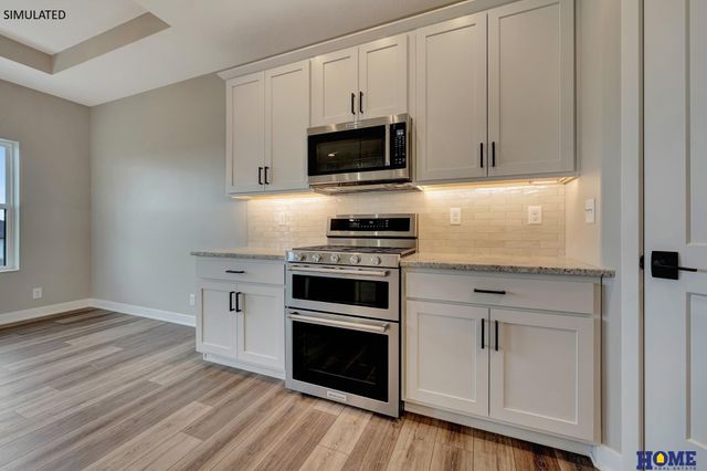 10340 S 81st Street, Lincoln, NE 68516