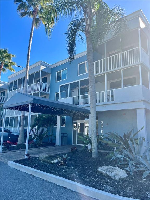2700 COCONUT BAY LANE 1k, Sarasota, FL 34237
