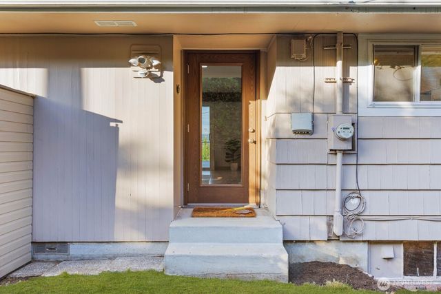 7515 S Laurel Street, Seattle, WA 98178