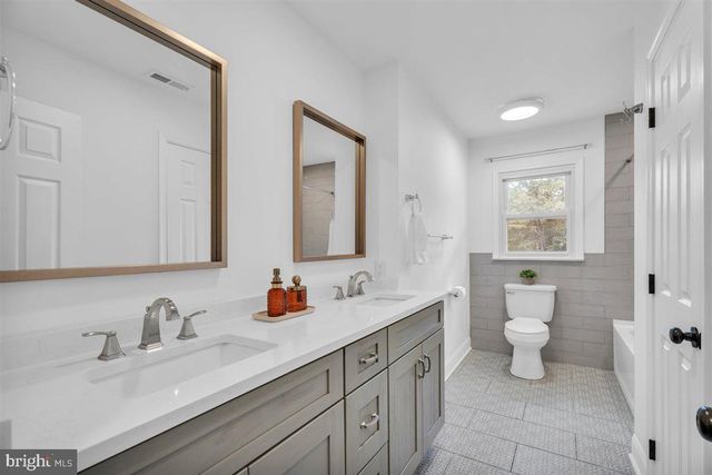 1161 MOSS MILL RD, Hammonton, NJ 08037