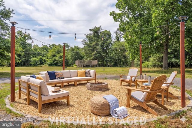 1161 MOSS MILL RD, Hammonton, NJ 08037