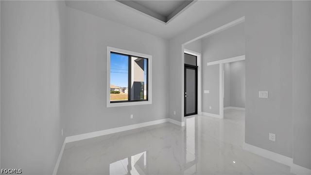 1521 NW 37th AVE, Cape Coral, FL 33993