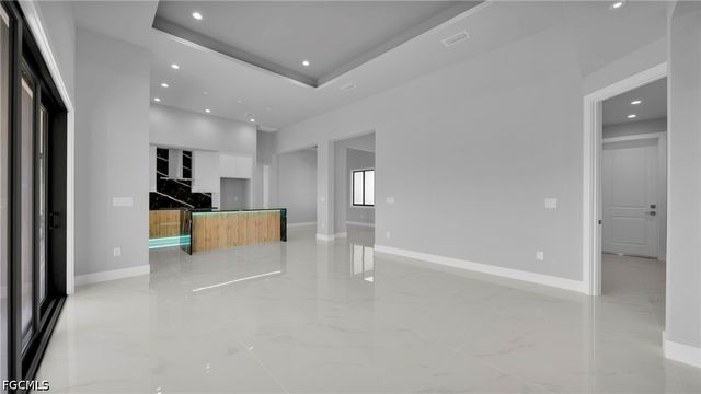 1521 NW 37th AVE, Cape Coral, FL 33993