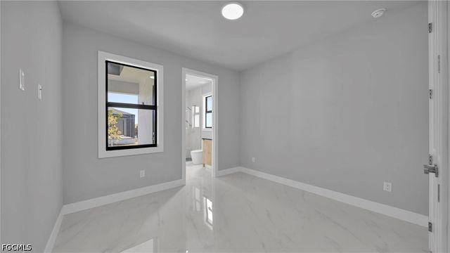 1521 NW 37th AVE, Cape Coral, FL 33993