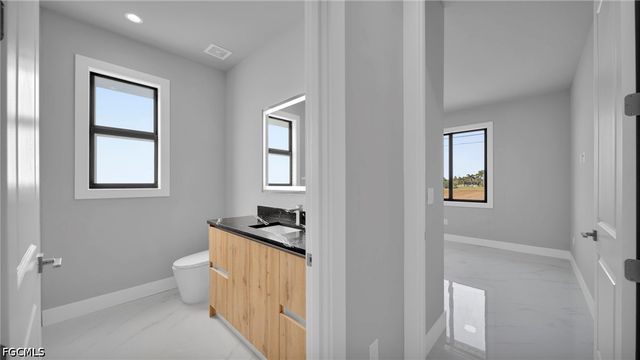 1521 NW 37th AVE, Cape Coral, FL 33993