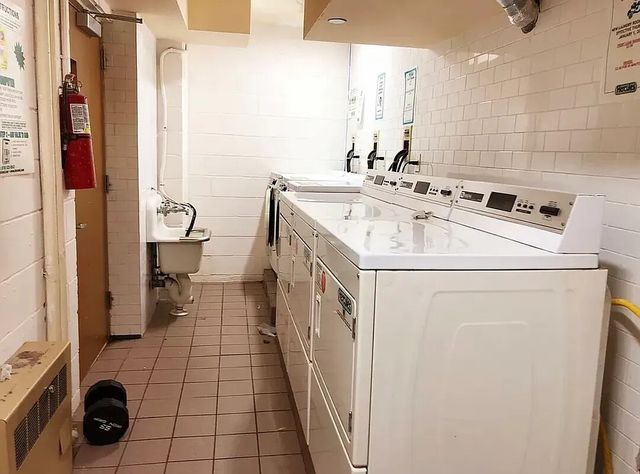 4126 27th St Apt 2B, New York City, NY 11101