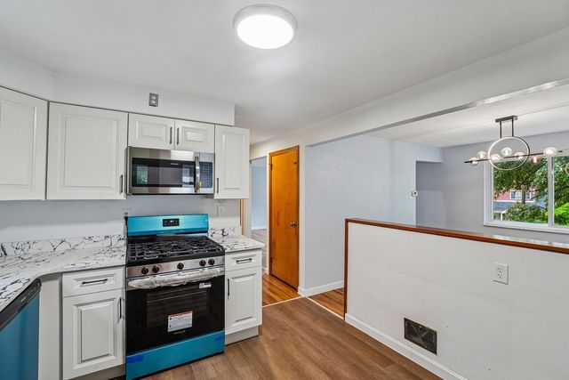 230 Calmar DRIVE, Penn Hills, PA 15147