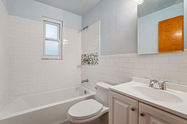 230 Calmar DRIVE, Penn Hills, PA 15147