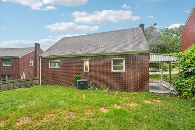 230 Calmar DRIVE, Penn Hills, PA 15147