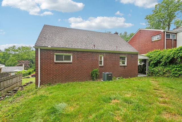 230 Calmar DRIVE, Penn Hills, PA 15147