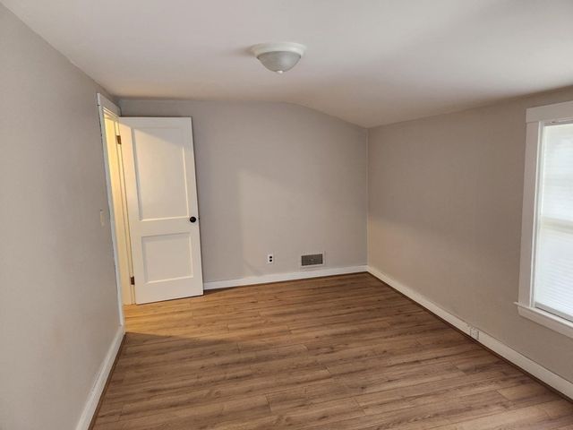 5 Ray Street 5, Hopkinton, MA 01748