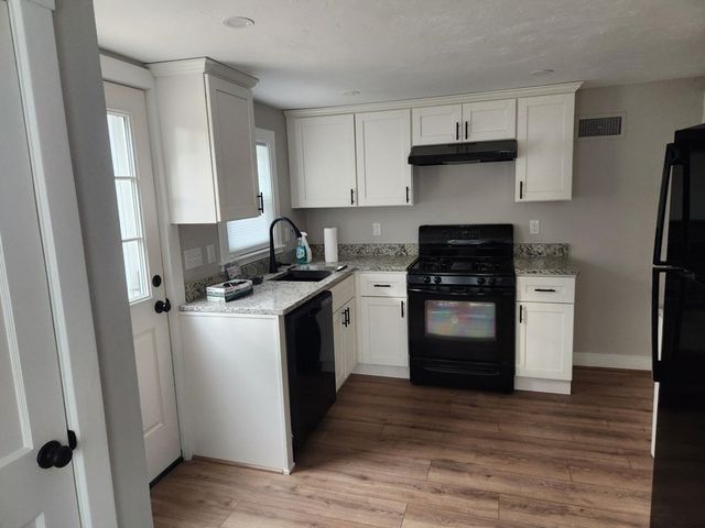 5 Ray Street 5, Hopkinton, MA 01748