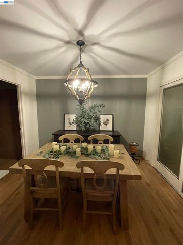 1731 Candelero Ct, Walnut Creek, CA 94598