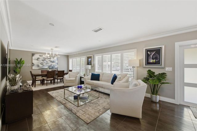 621 NW 74th Avenue, Plantation, FL 33317