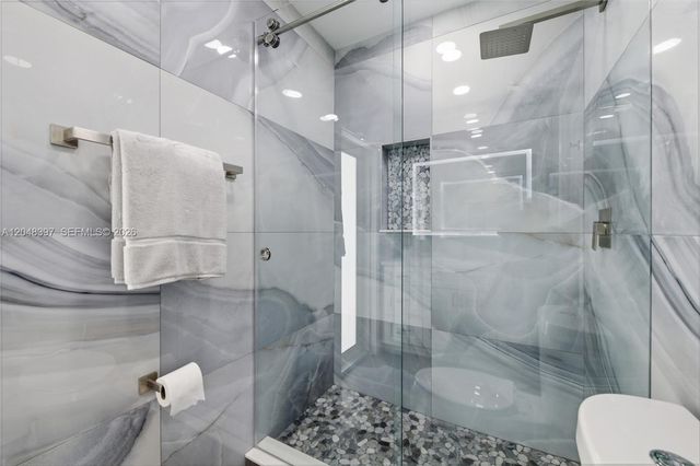 621 NW 74th Avenue, Plantation, FL 33317
