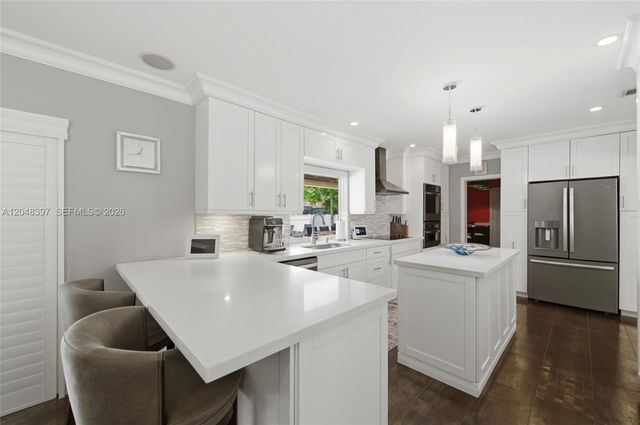 621 NW 74th Avenue, Plantation, FL 33317