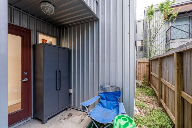 1304 Arthur Street, Houston, TX 77019
