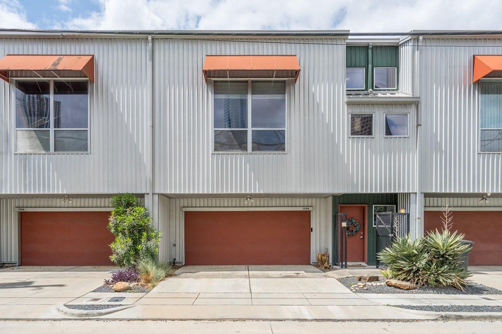1304 Arthur Street, Houston, TX 77019