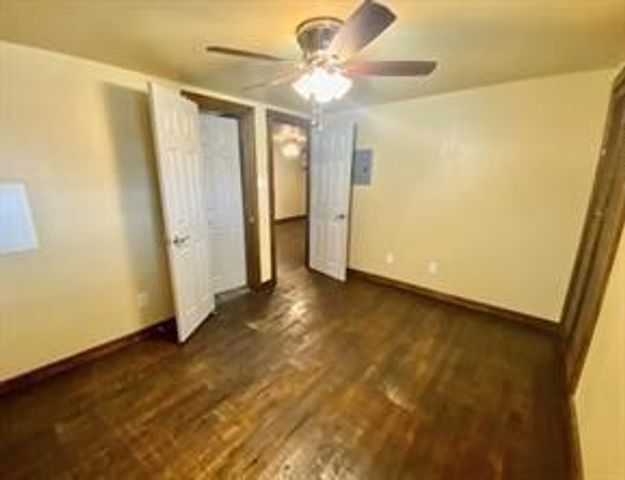 625 Redbud Lane 14, Grapevine, TX 76051