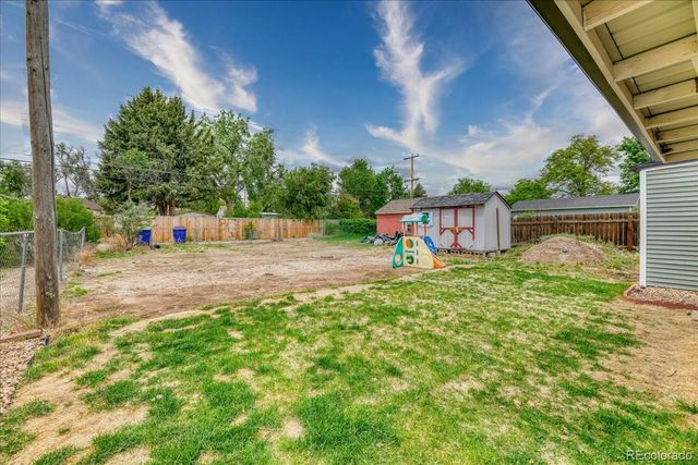 2333 5th Avenue, Greeley, CO 80631