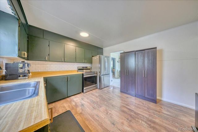 2333 5th Avenue, Greeley, CO 80631