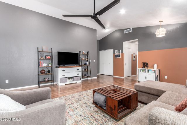 1811 S 39TH Street 51, Mesa, AZ 85206