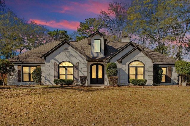 30643 Middlecreek Circle, Spanish Fort, AL 36527