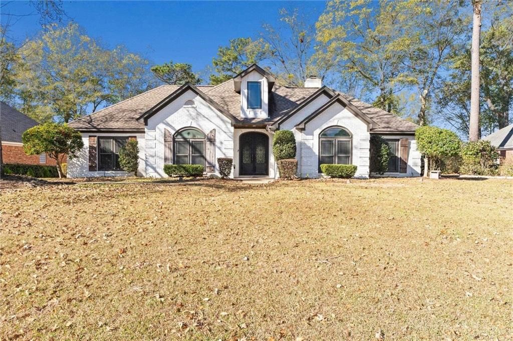 30643 Middlecreek Circle, Spanish Fort, AL 36527