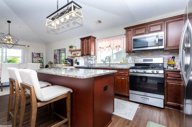 16665 Savor Lane 6, Clinton Township, MI 48035