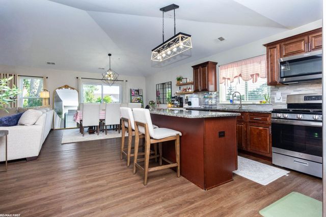 16665 Savor Lane 6, Clinton Township, MI 48035