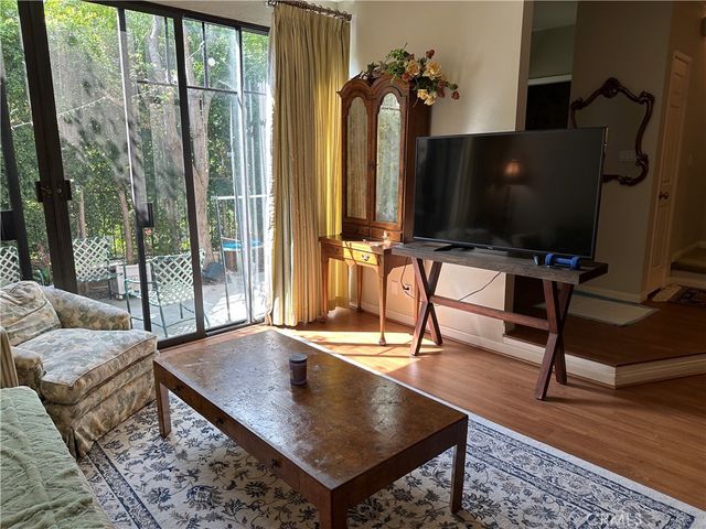 832 Magnolia Avenue 14, Pasadena, CA 91106