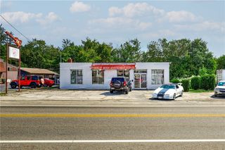 4922 Mahoning Avenue NW, Champion, OH 44483