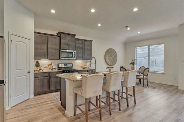 1080 Clearwood Drive, Montgomery, TX 77316