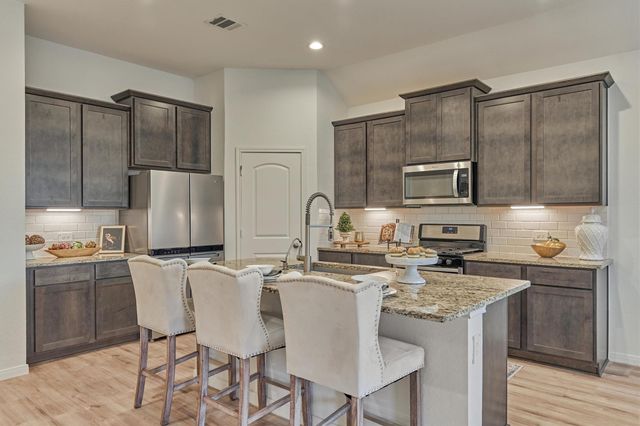 1080 Clearwood Drive, Montgomery, TX 77316