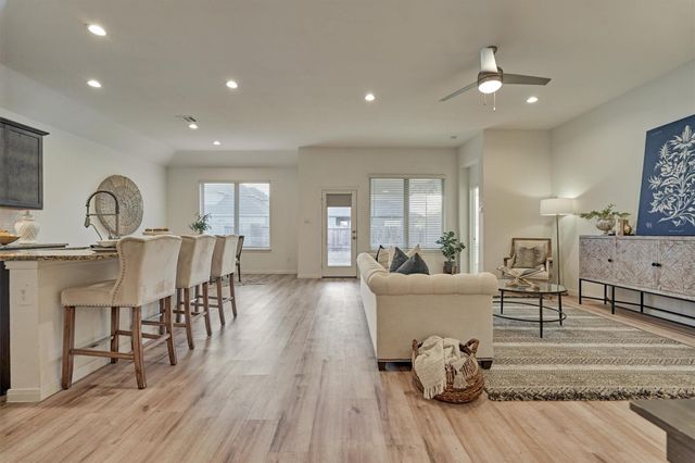 1080 Clearwood Drive, Montgomery, TX 77316