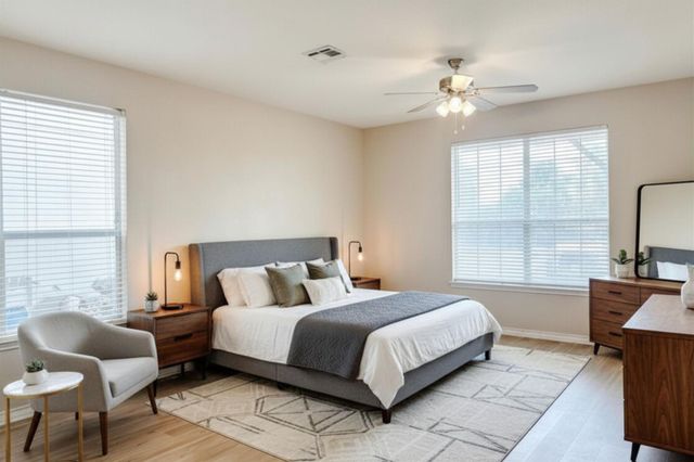 212 A B Sandstone Dr DR, Jarrell, TX 76537