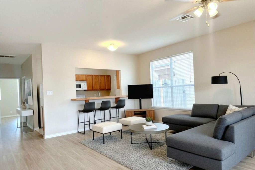 212 A B Sandstone Dr DR, Jarrell, TX 76537