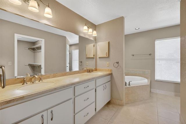 34028 PARK LANE, Leesburg, FL 34788